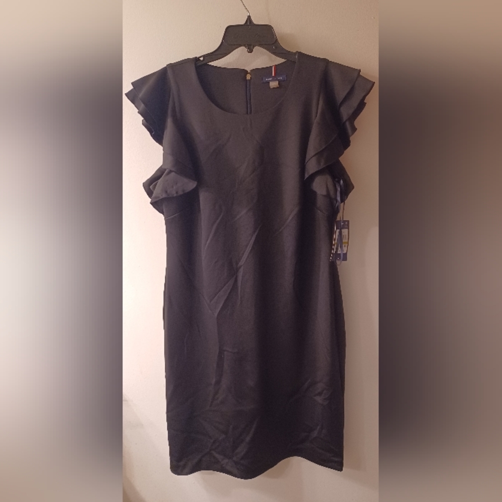 C7 NWT Women's Tommy Hilfiger Black Dress Size 14